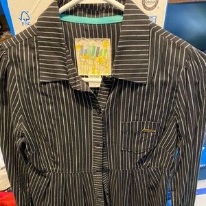 Billabong long sleeve button up shirt